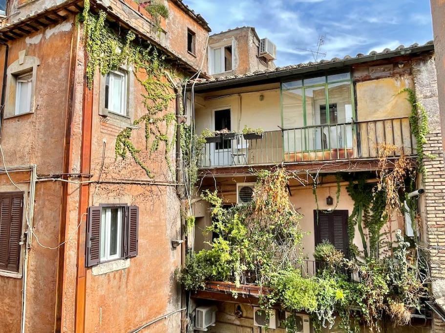 Lovely Apartment In Via Della Scala, Trastevere Roma Esterno foto