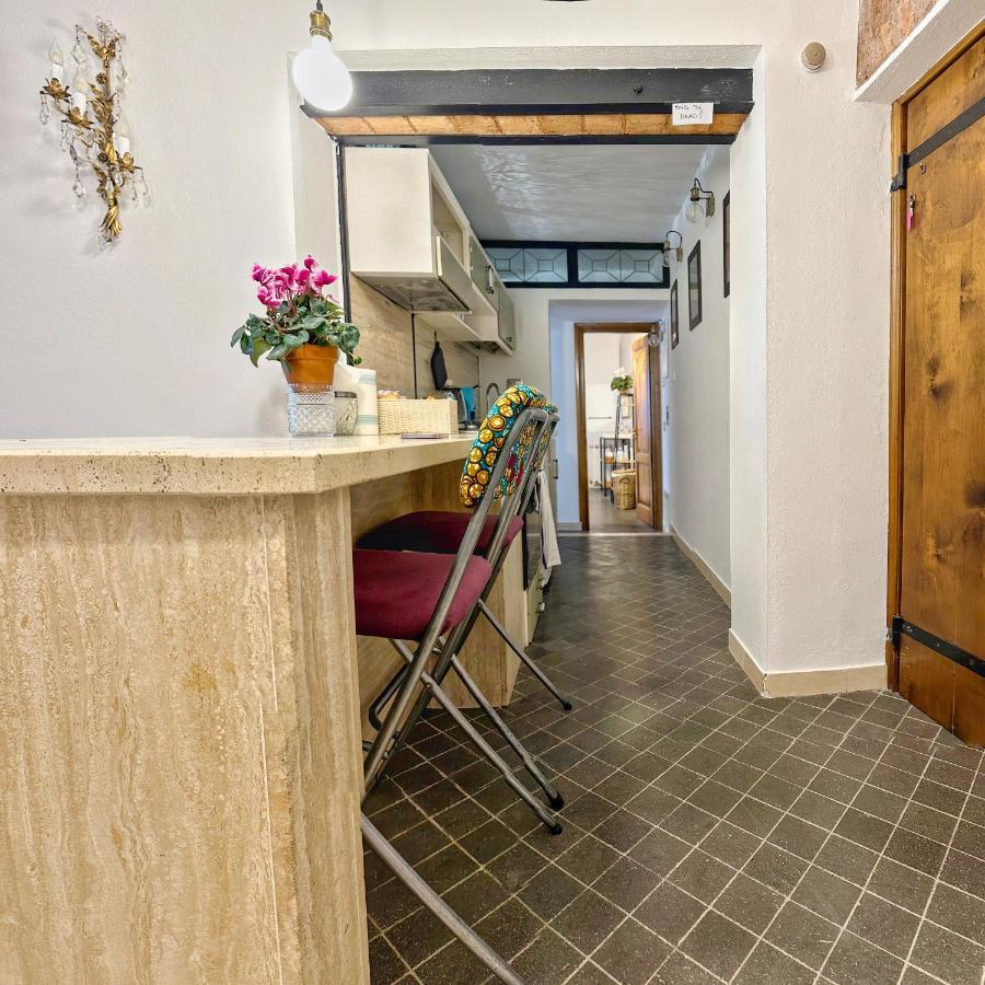 Lovely Apartment In Via Della Scala, Trastevere Roma Esterno foto